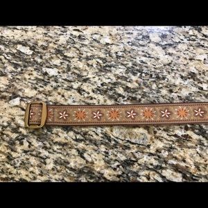 Belt: (L) Bison - Tan, Rush, White, Orange